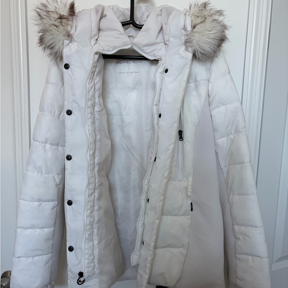Michael Kors White Ski Jacket with Faux Fur Trim